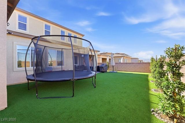 116 Barclay Heights Avenue, Henderson, NV 89015