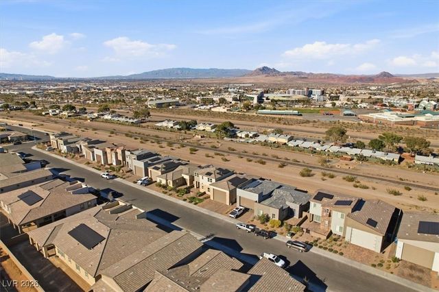 116 Barclay Heights Avenue, Henderson, NV 89015