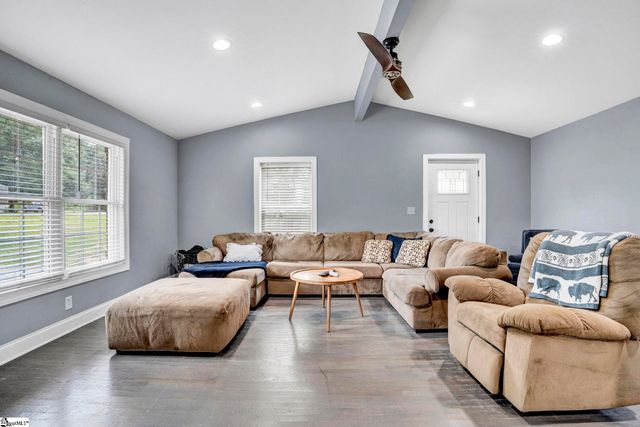 273 Sunset Boulevard, Clinton, SC 29325