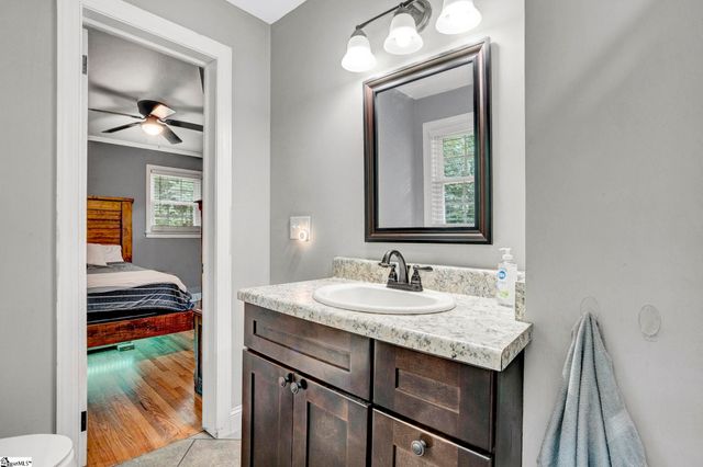 273 Sunset Boulevard, Clinton, SC 29325