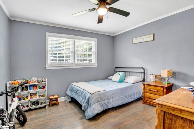 273 Sunset Boulevard, Clinton, SC 29325