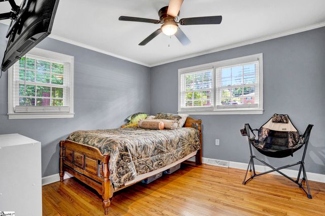 273 Sunset Boulevard, Clinton, SC 29325