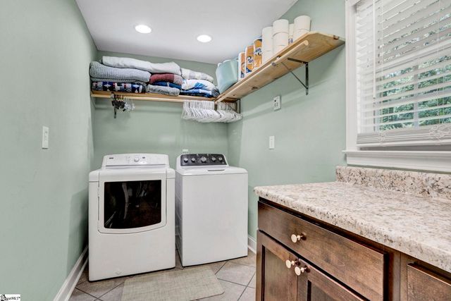 273 Sunset Boulevard, Clinton, SC 29325