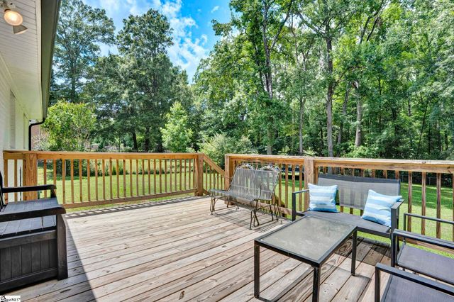 273 Sunset Boulevard, Clinton, SC 29325