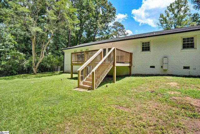 273 Sunset Boulevard, Clinton, SC 29325