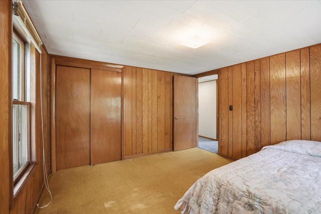 354 Prospect AVENUE, Hartland, WI 53029
