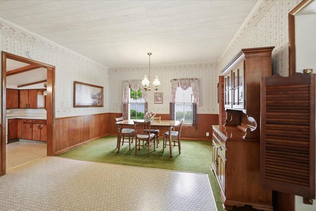 354 Prospect AVENUE, Hartland, WI 53029