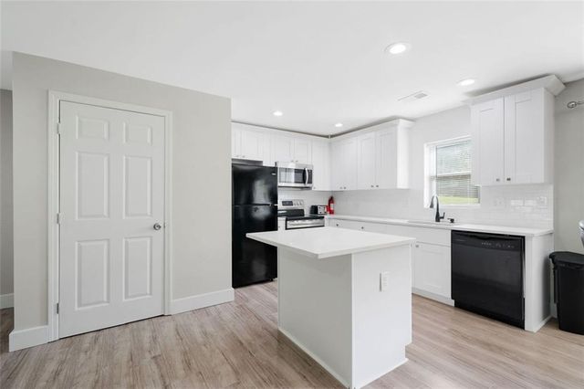 1735 CARTER Circle, Atlanta, GA 30344