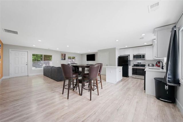 1735 CARTER Circle, Atlanta, GA 30344