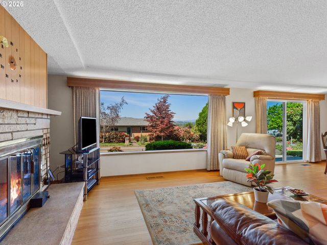 3443 Ne 121ST Ave, Portland, OR 97220