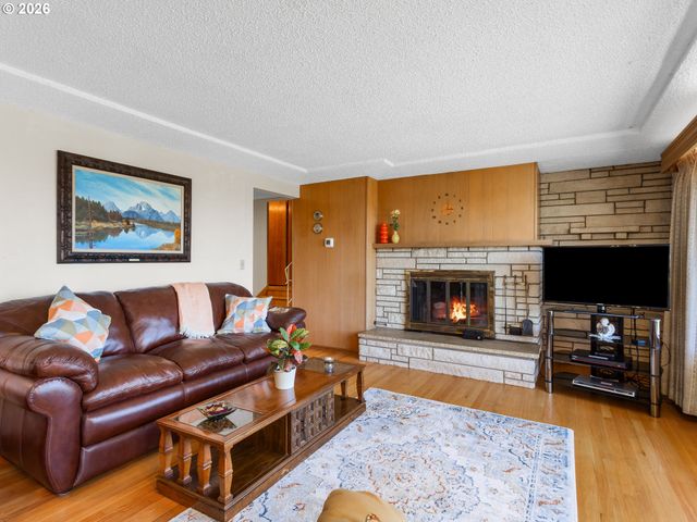 3443 Ne 121ST Ave, Portland, OR 97220