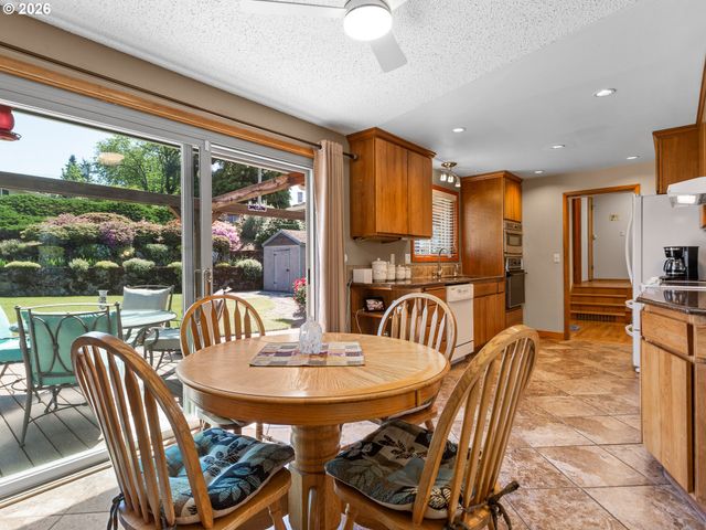 3443 Ne 121ST Ave, Portland, OR 97220