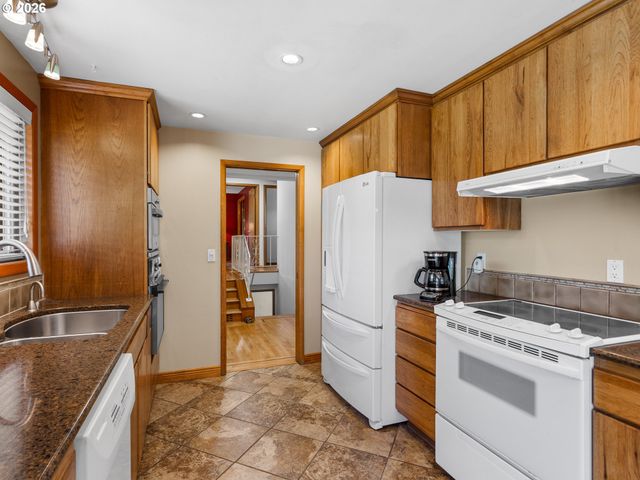 3443 Ne 121ST Ave, Portland, OR 97220