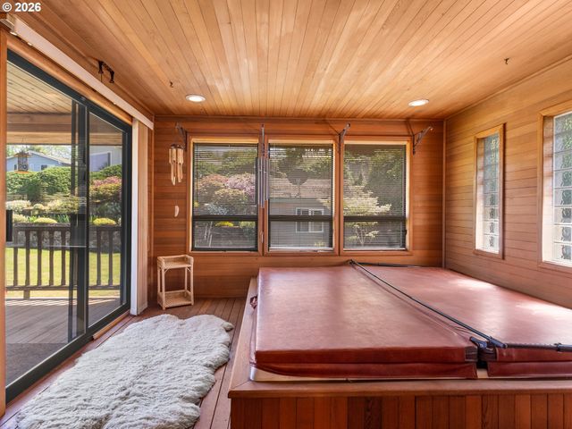 3443 Ne 121ST Ave, Portland, OR 97220