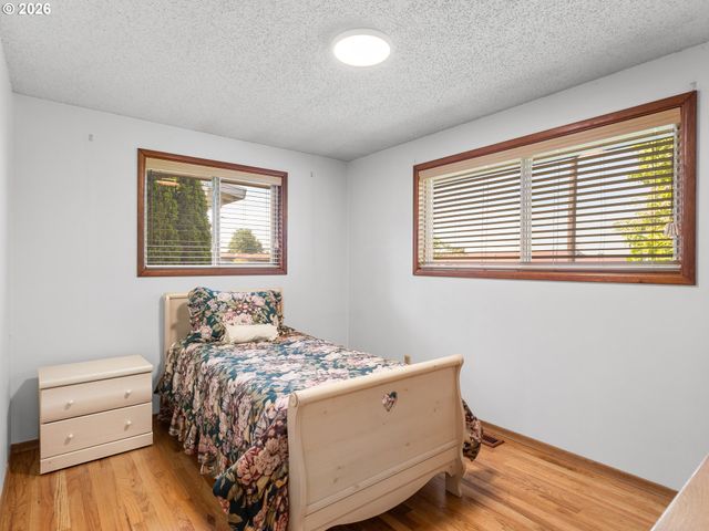 3443 Ne 121ST Ave, Portland, OR 97220