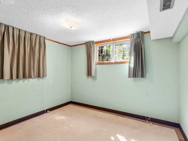 3443 Ne 121ST Ave, Portland, OR 97220