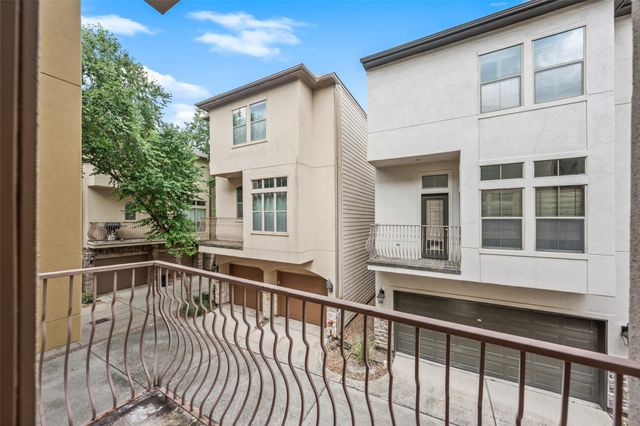562 Bomar St Street, Houston, TX 77006