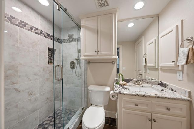 562 Bomar St Street, Houston, TX 77006