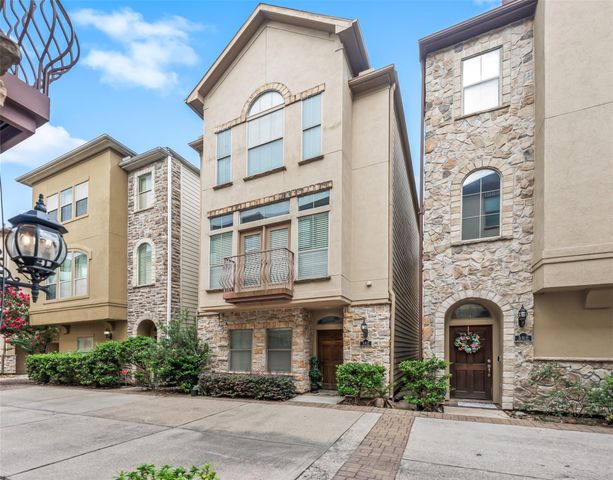 562 Bomar St Street, Houston, TX 77006