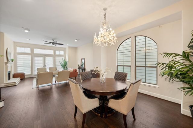 562 Bomar St Street, Houston, TX 77006