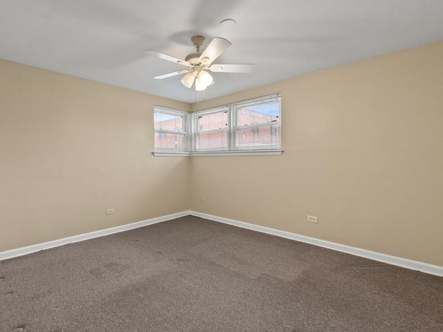 2642 N Harlem Avenue GE, Elmwood Park, IL 60707