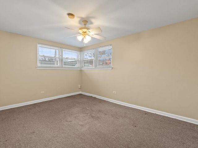 2642 N Harlem Avenue GE, Elmwood Park, IL 60707