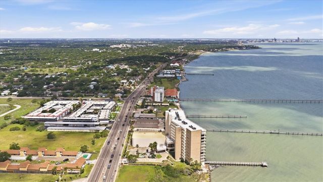 4350 Ocean Dr 204, Corpus Christi, TX 78412