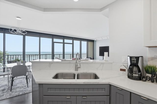 4350 Ocean Dr 204, Corpus Christi, TX 78412