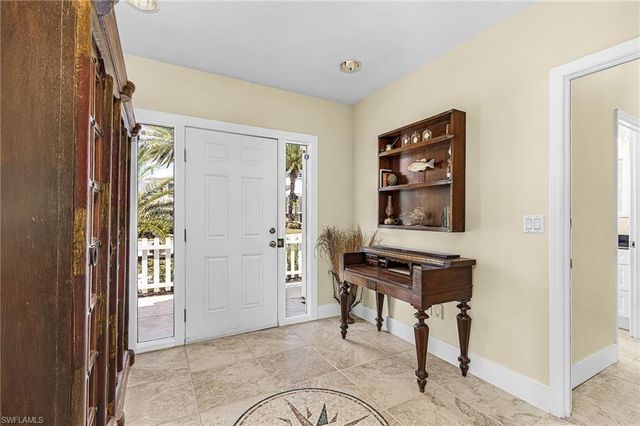 2096 Macadamia ST, St. James City, FL 33956