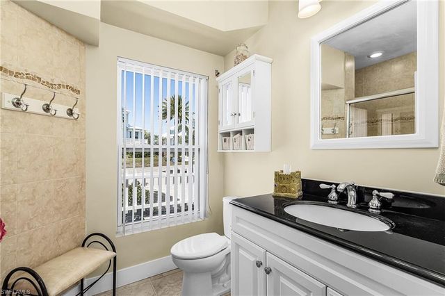 2096 Macadamia ST, St. James City, FL 33956
