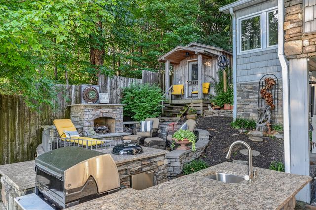 428 Beacon Hill Dr, Mount Juliet, TN 37122