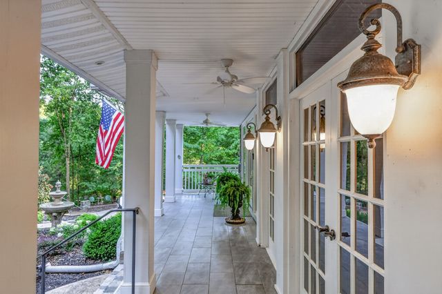 428 Beacon Hill Dr, Mount Juliet, TN 37122