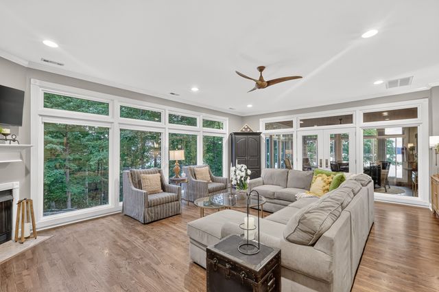 428 Beacon Hill Dr, Mount Juliet, TN 37122