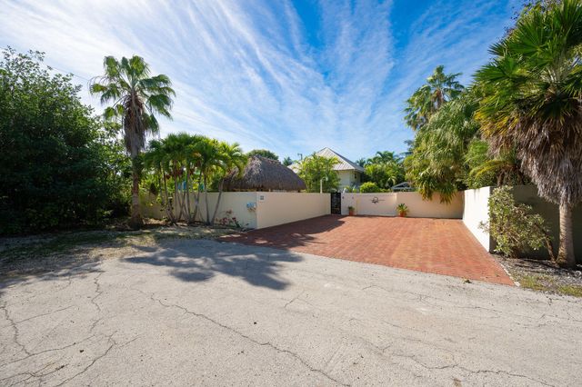 1626 Sirugo Avenue, Key West, FL 33040