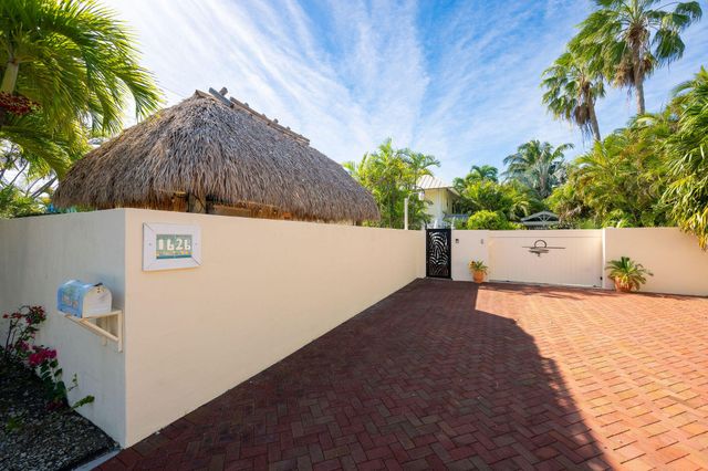 1626 Sirugo Avenue, Key West, FL 33040