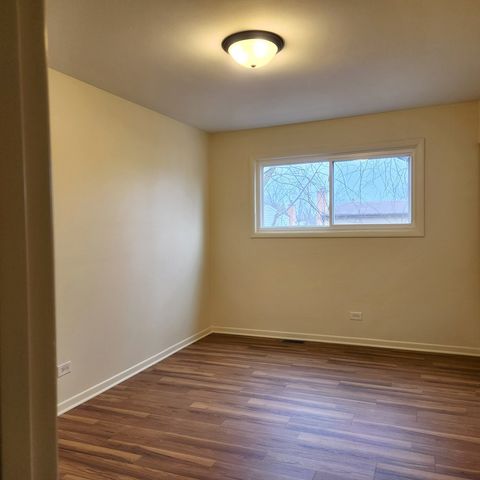 525 Glenshire Lane 0, Glenview, IL 60025