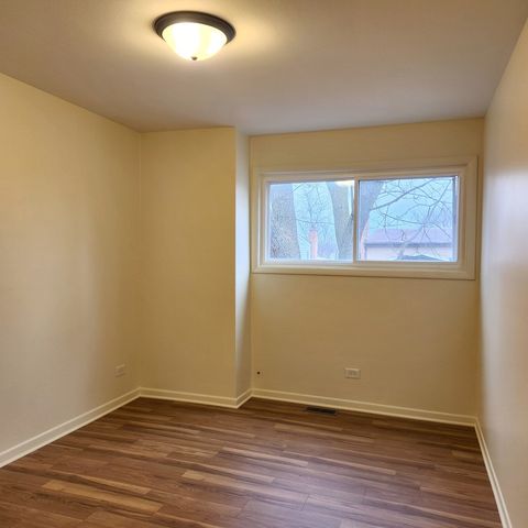 525 Glenshire Lane 0, Glenview, IL 60025