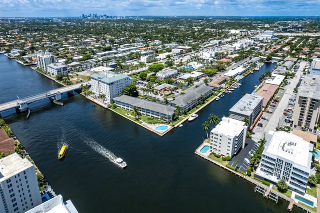 2881 NE 32ND Street 220, Fort Lauderdale, FL 33306