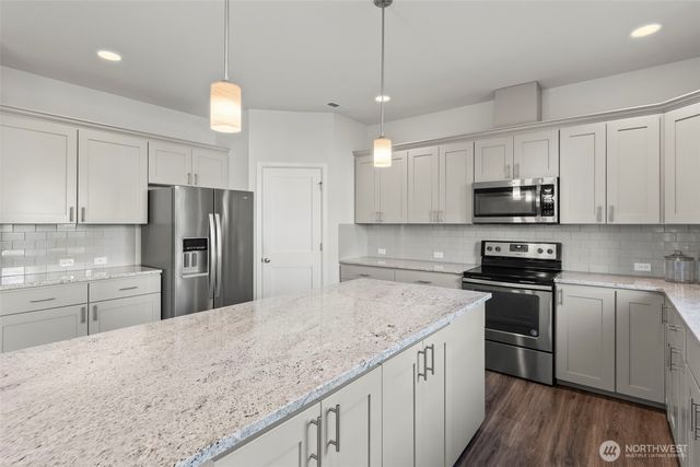 15352 Kayla Street SE, Yelm, WA 98597