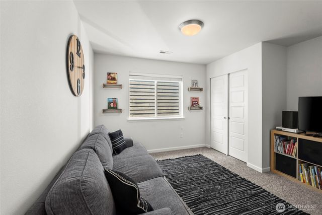 15352 Kayla Street SE, Yelm, WA 98597