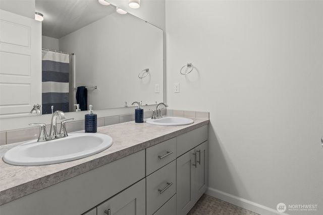 15352 Kayla Street SE, Yelm, WA 98597