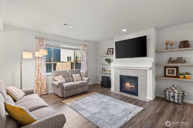 15352 Kayla Street SE, Yelm, WA 98597