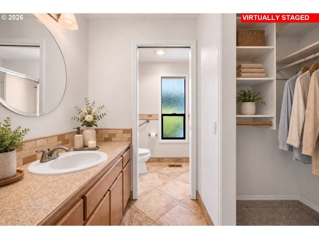 15503 Ne SUMMERPLACE Dr, Portland, OR 97230