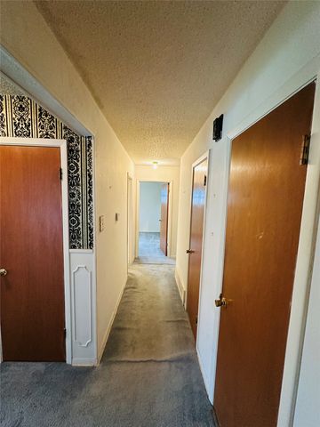 1138 Usher Street, Benbrook, TX 76126