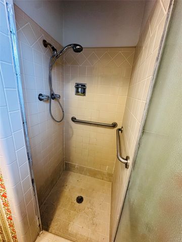 1138 Usher Street, Benbrook, TX 76126