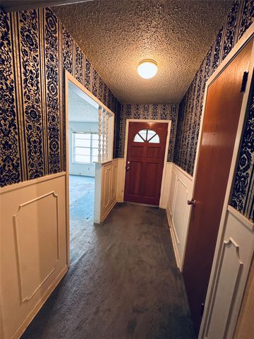 1138 Usher Street, Benbrook, TX 76126