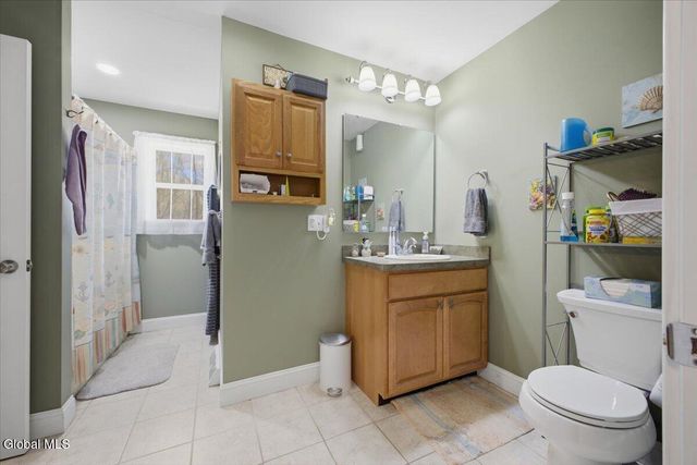 4 Mockingbird Lane, Moreau, NY 12828