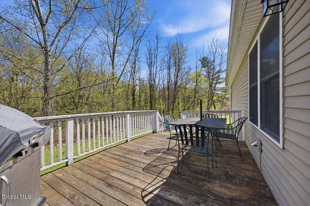 4 Mockingbird Lane, Moreau, NY 12828