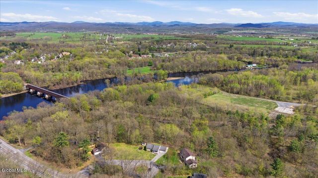 4 Mockingbird Lane, Moreau, NY 12828