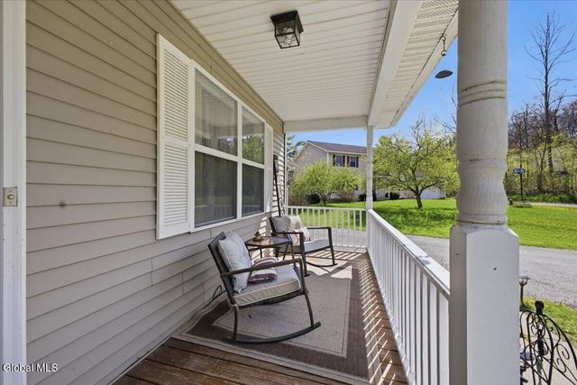 4 Mockingbird Lane, Moreau, NY 12828